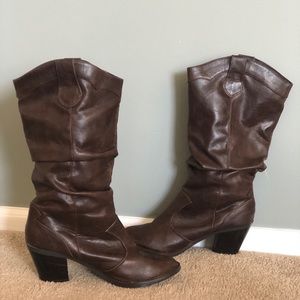 Women’s 8.5 mid calf boots